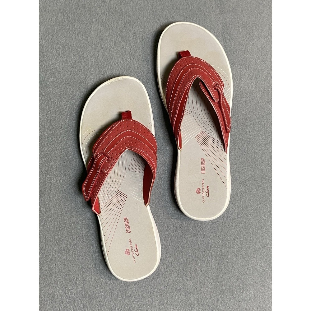 Clark's Cloud Steppers Women's Size 8M Cushioned Soft Flip Flops Red/ Gray